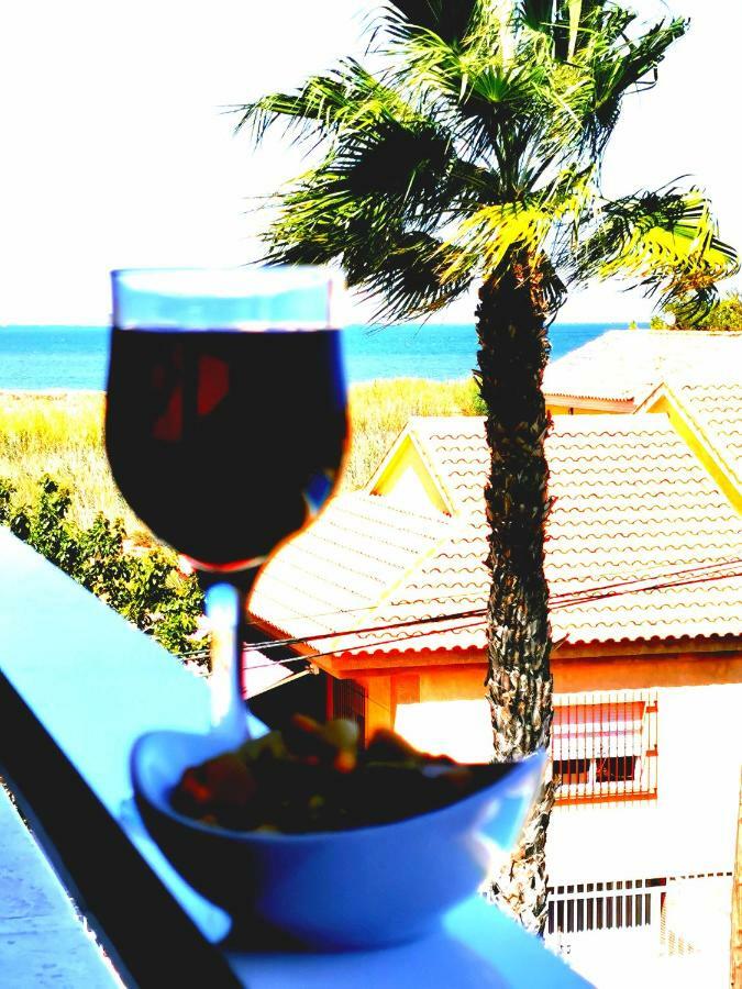 Apartament Bella Vista Los Nietos Buitenkant foto